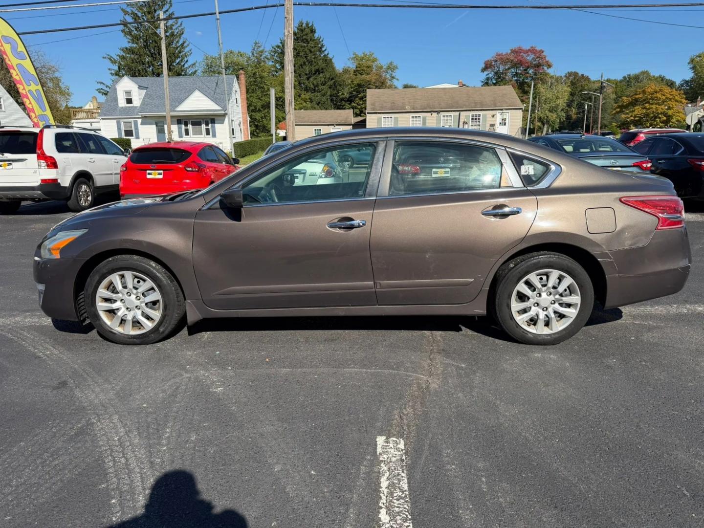 2013 Nissan Altima 2.5 S (1N4AL3AP6DC) with an 2.5L L4 DOHC 16V engine, located at 1010 N White Horse Pike, Stratford, NJ, 08084, (856) 262-9500, 39.838921, -75.011497- Photo#7