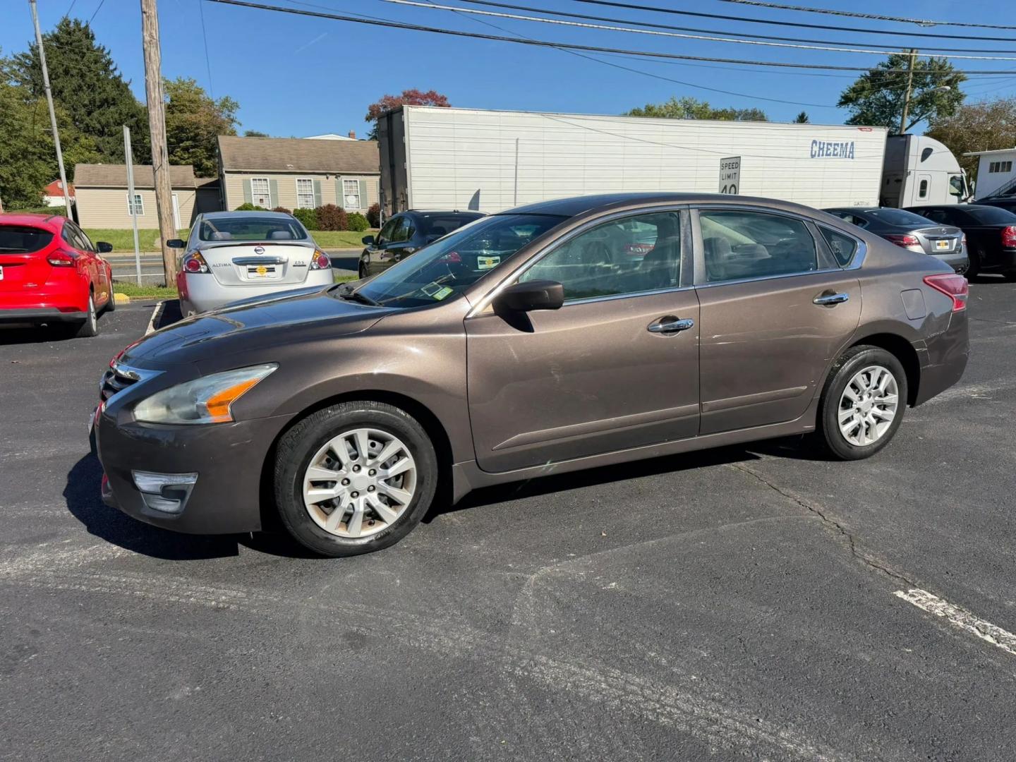 2013 Nissan Altima 2.5 S (1N4AL3AP6DC) with an 2.5L L4 DOHC 16V engine, located at 1010 N White Horse Pike, Stratford, NJ, 08084, (856) 262-9500, 39.838921, -75.011497- Photo#8