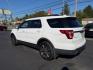 2017 Ford Explorer XLT 4WD (1FM5K8D82HG) with an 3.5L V6 DOHC 24V engine, 6A transmission, located at 1010 N White Horse Pike, Stratford, NJ, 08084, (856) 262-9500, 39.838921, -75.011497- Photo#4