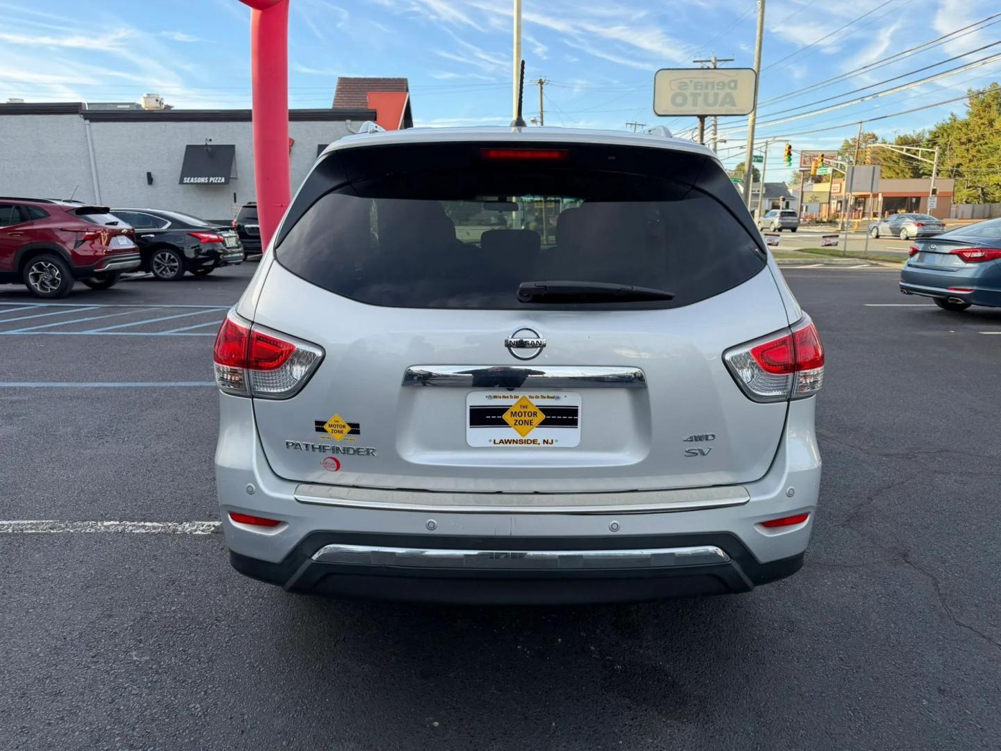 2014 Nissan Pathfinder S 4WD (5N1AR2MM9EC) with an 3.5L V6 DOHC 24V engine, Continuously Variable Transmission transmission, located at 1010 N White Horse Pike, Stratford, NJ, 08084, (856) 262-9500, 39.838921, -75.011497- Photo#3