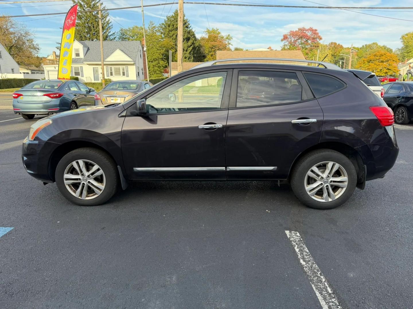 2012 Nissan Rogue S AWD (JN8AS5MV3CW) with an 2.5L L4 DOHC 16V engine, Continuously Variable Transmission transmission, located at 1010 N White Horse Pike, Stratford, NJ, 08084, (856) 262-9500, 39.838921, -75.011497- Photo#4