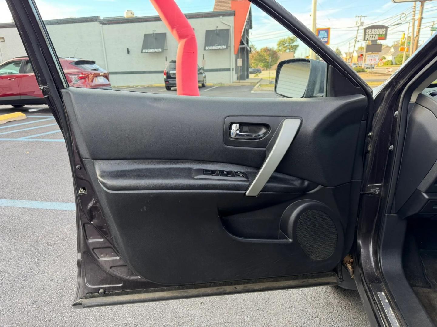 2012 Nissan Rogue S AWD (JN8AS5MV3CW) with an 2.5L L4 DOHC 16V engine, Continuously Variable Transmission transmission, located at 1010 N White Horse Pike, Stratford, NJ, 08084, (856) 262-9500, 39.838921, -75.011497- Photo#15