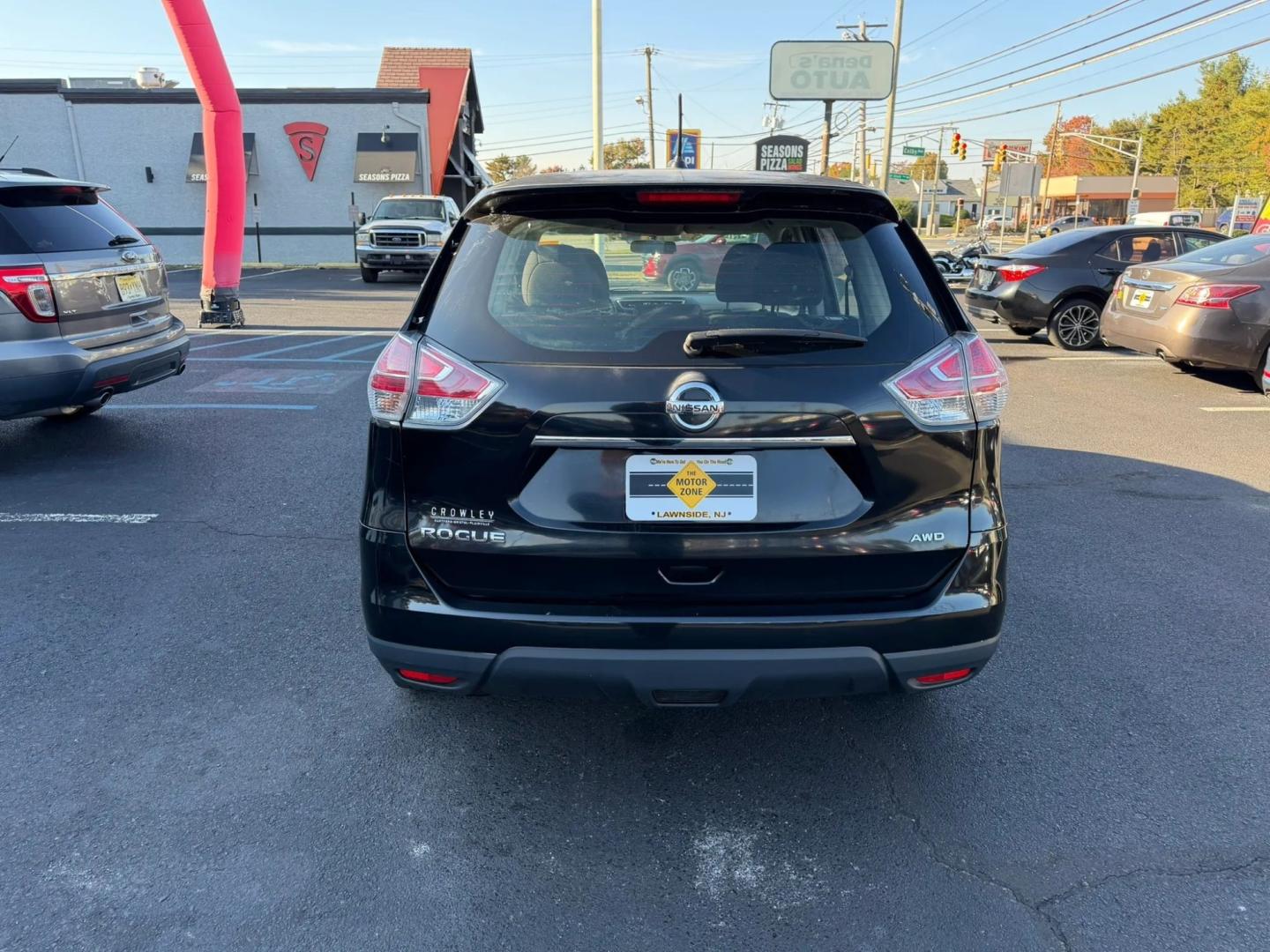 2016 Black Nissan Rogue SV AWD (KNMAT2MV3GP) with an 2.5L L4 DOHC 16V engine, CVT transmission, located at 1010 N White Horse Pike, Stratford, NJ, 08084, (856) 262-9500, 39.838921, -75.011497- Photo#4