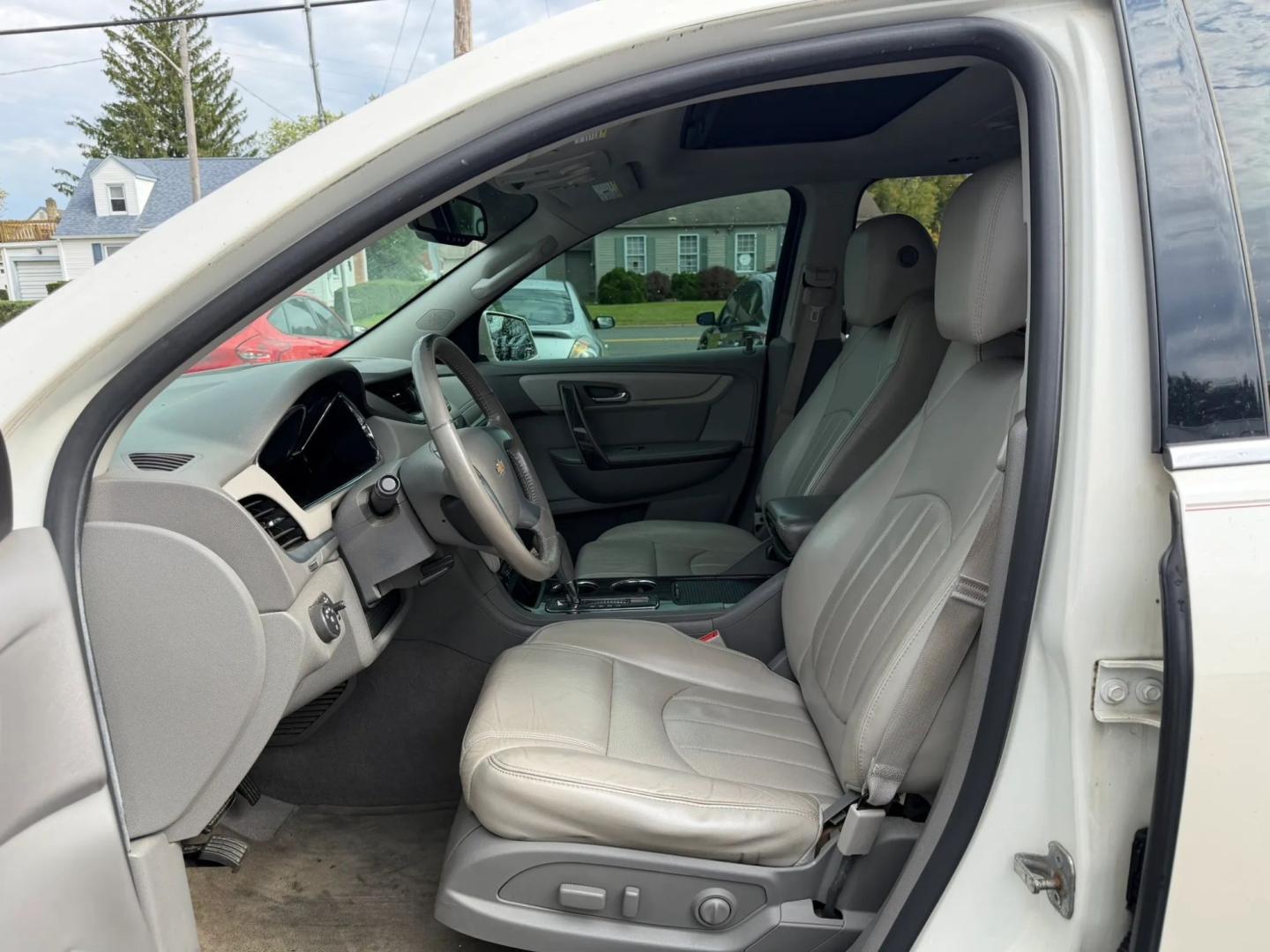 2014 White Chevrolet Traverse LTZ AWD (1GNKVJKD1EJ) with an 3.6L V6 DOHC 24V engine, 6-Speed Automatic transmission, located at 1010 N White Horse Pike, Stratford, NJ, 08084, (856) 262-9500, 39.838921, -75.011497- Photo#2