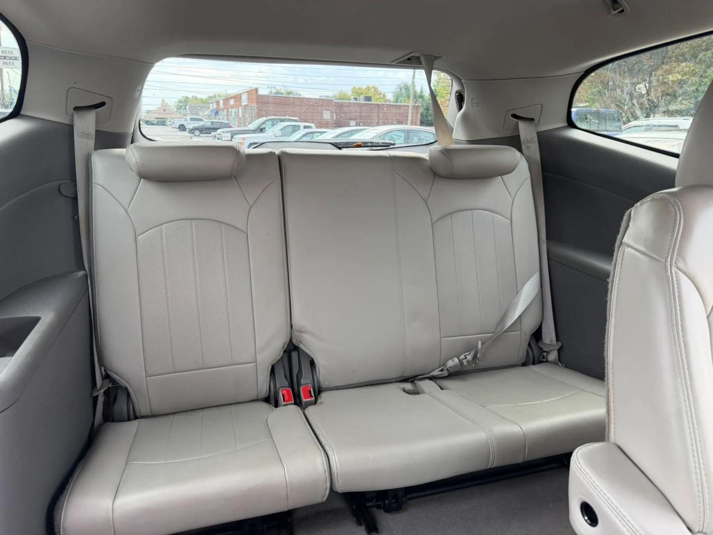 2014 White Chevrolet Traverse LTZ AWD (1GNKVJKD1EJ) with an 3.6L V6 DOHC 24V engine, 6-Speed Automatic transmission, located at 1010 N White Horse Pike, Stratford, NJ, 08084, (856) 262-9500, 39.838921, -75.011497- Photo#5