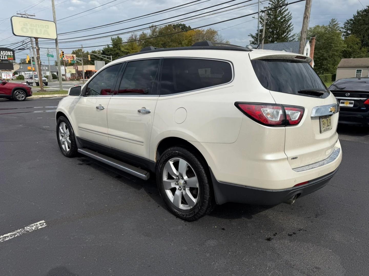 2014 White Chevrolet Traverse LTZ AWD (1GNKVJKD1EJ) with an 3.6L V6 DOHC 24V engine, 6-Speed Automatic transmission, located at 1010 N White Horse Pike, Stratford, NJ, 08084, (856) 262-9500, 39.838921, -75.011497- Photo#16